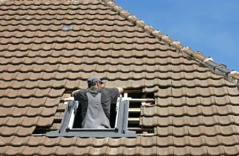 Pose de velux - Coulans-sur-Gée